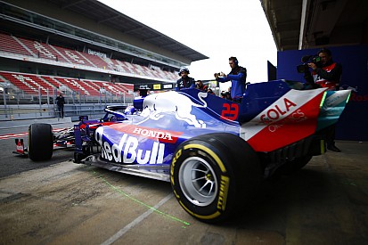 8230 kilométert mentek a Honda motorjai Barcelonában