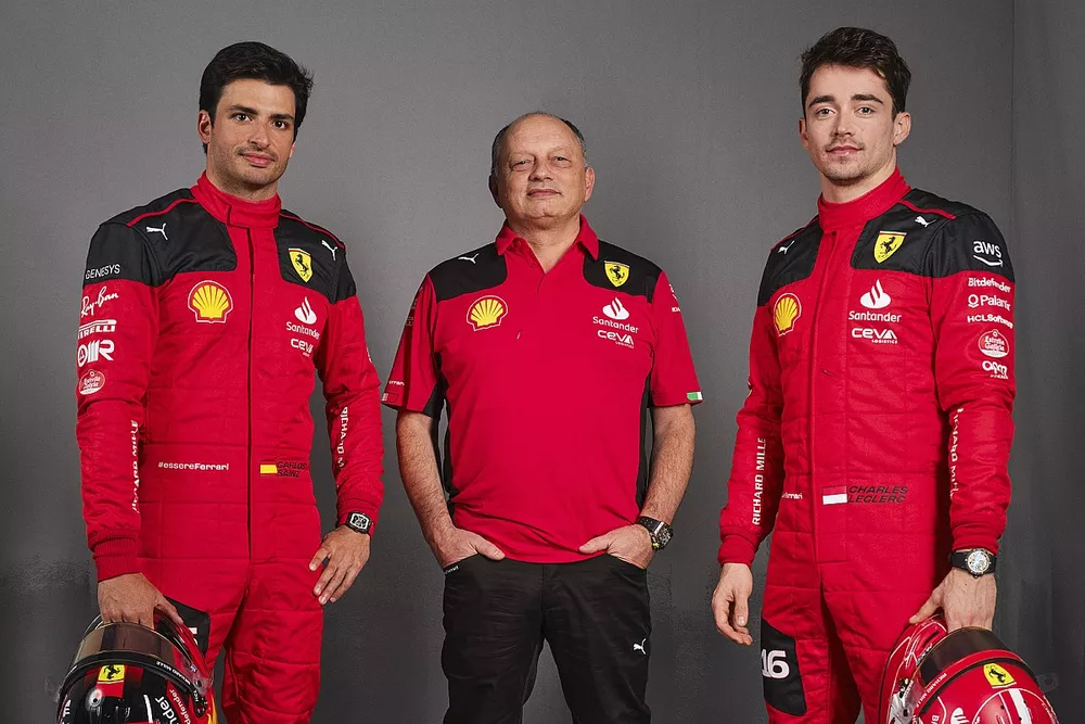 Carlos Sainz, Ferrari, Frederic Vasseur, Director de Ferrari, Charles Leclerc, Ferrari