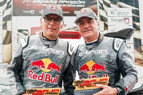 Al Attiyah vence por &uacute;ltima vez con Toyota en Arag&oacute;n y Sainz hace podio