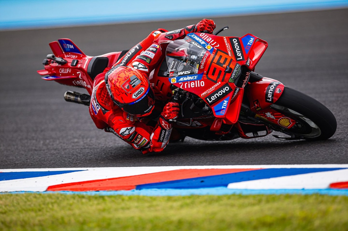 マルク・マルケス、新レコードで2戦連続ポール＆兄弟ワンツー