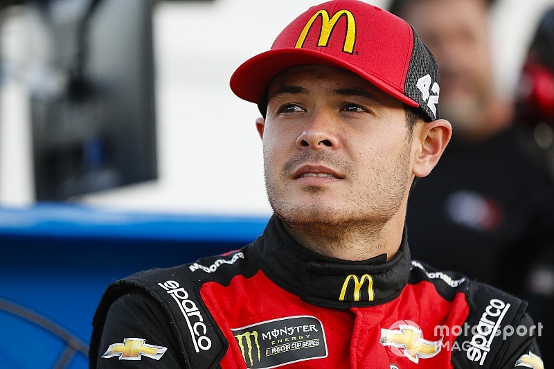 Kyle Larson issues public apology to Rick Hendrick for comments