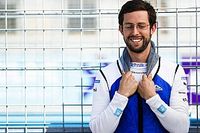 Sims pozostaje w BMW