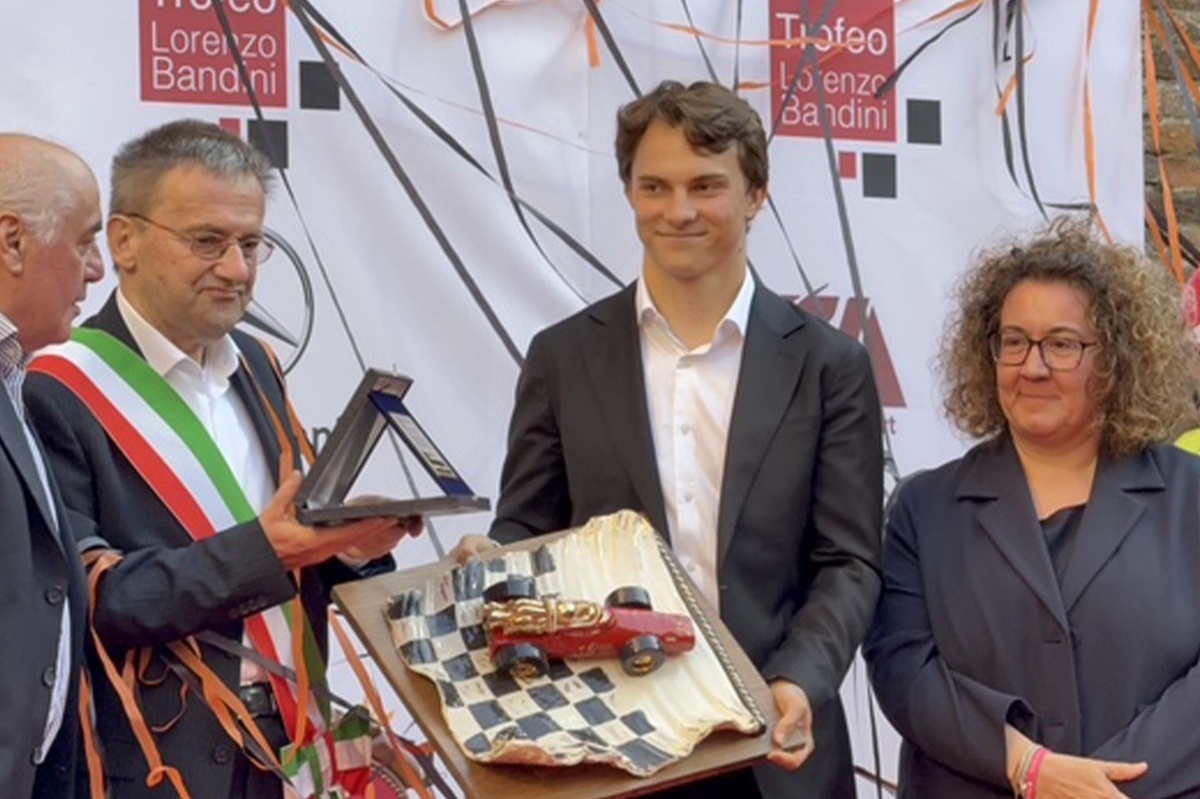 F1 | Piastri ritira il Trofeo Bandini a Brisighella: "E' un riconoscimento speciale"