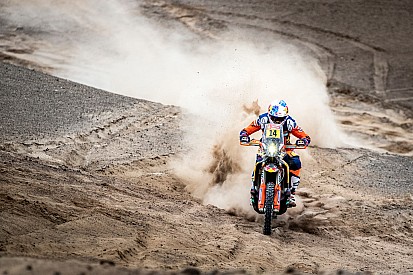 Dakar 2019: Sunderland helpt gecrashte coureur en wint vijfde etappe