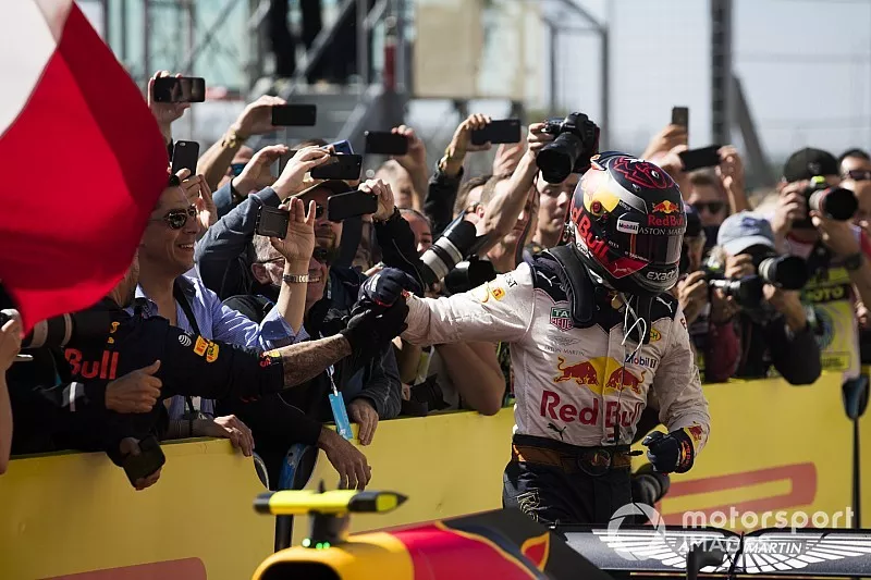Max Verstappen, Red Bull Racing, dans le parc ferm&eacute;