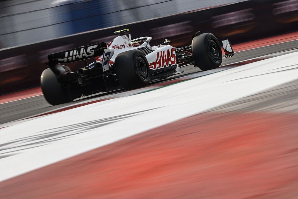 Mick Schumacher, Haas VF-22