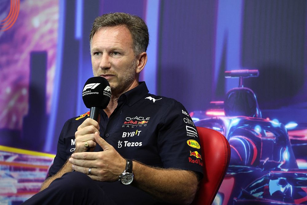 Christian Horner, director de Red Bull Racing, en rueda de prensa