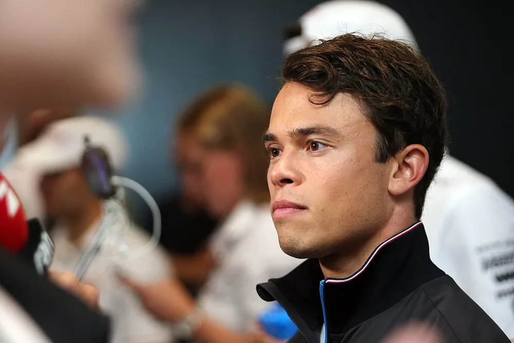 Nyck de Vries, Mercedes-Benz EQ