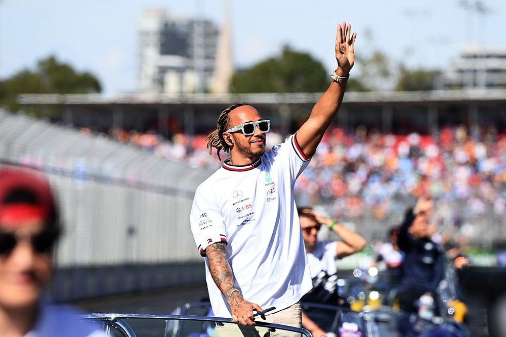 Lewis Hamilton, Mercedes W13 