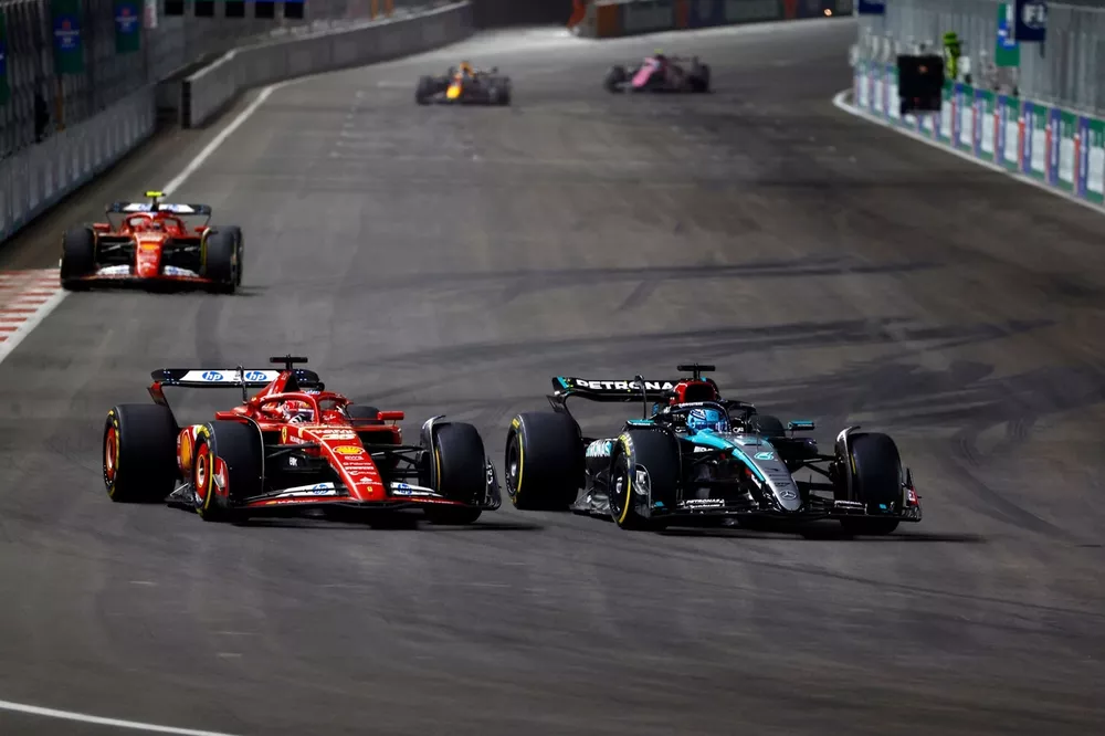 Charles Leclerc, Ferrari SF-24, George Russell, Mercedes F1 W15