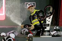 Tytuł w setnym starcie