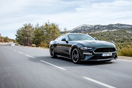 Mira al Ford Mustang Bullitt volando a 160 mph en la Autobahn alemana