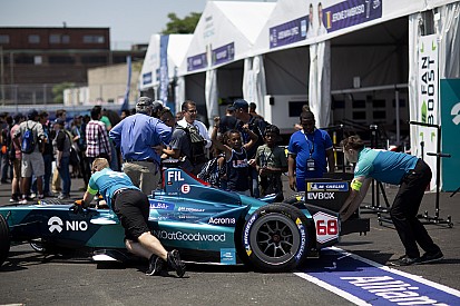 Képek a Formula E döntőjéről: New York