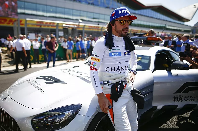 Fernando Alonso, McLaren con el Safety Car