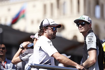 Hulkenberg: F1 ve WEC'de aynı anda yarışmak, Alonso'yu aşırı yorabilir
