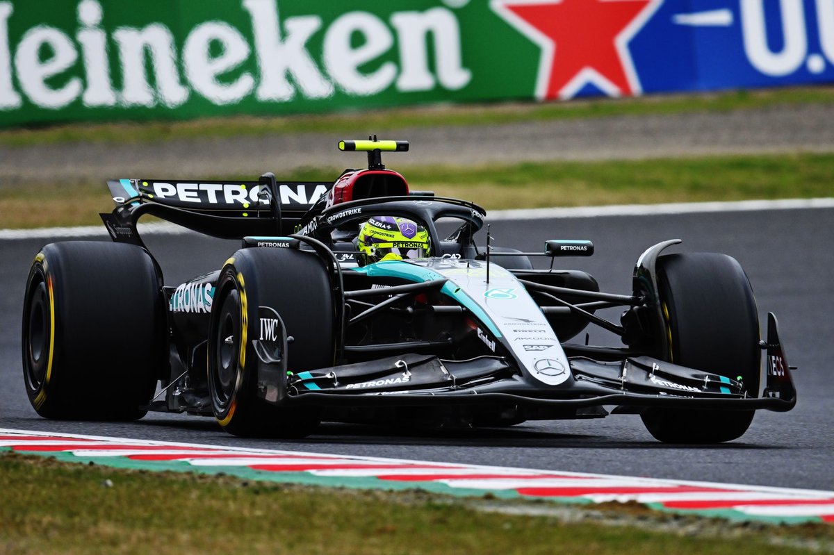 Mercedes F1 car feels best it has all season, says Hamilton, image size:1200x799