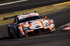 au TOM'Sはどうしてそんなに強いのか？ GT500最大の疑問に迫る