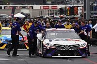 NASCAR regresa a la clasificación de un auto por vez