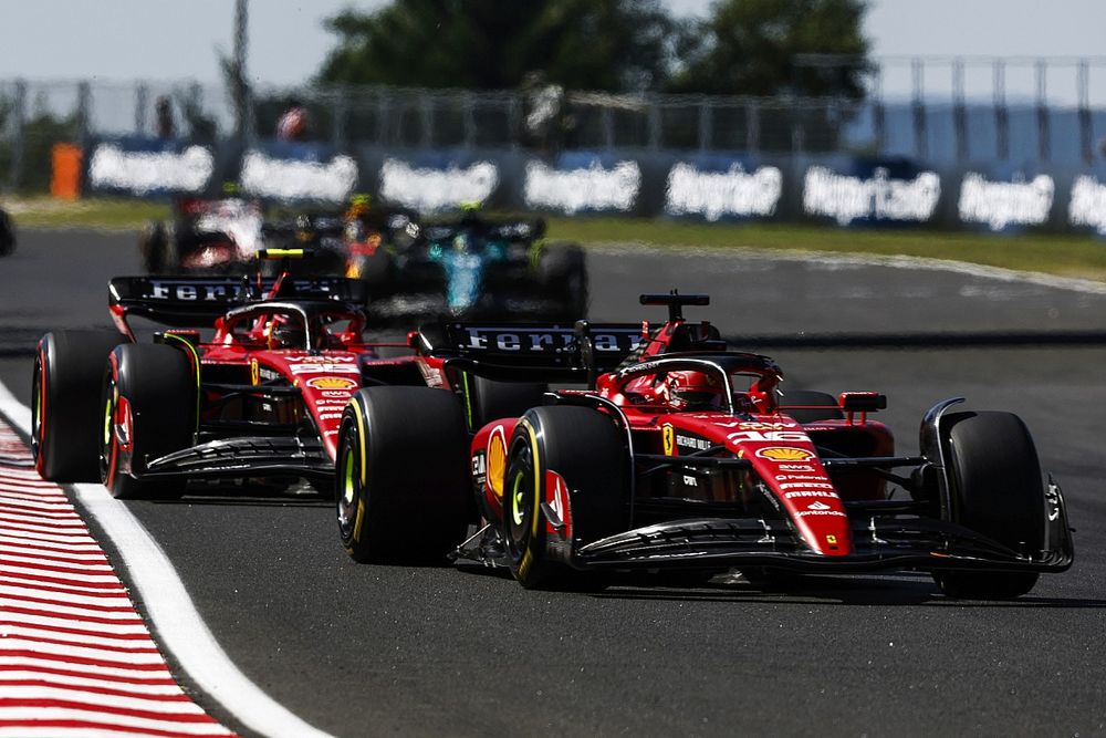 Charles Leclerc, Ferrari SF-23, Carlos Sainz, Ferrari SF-23