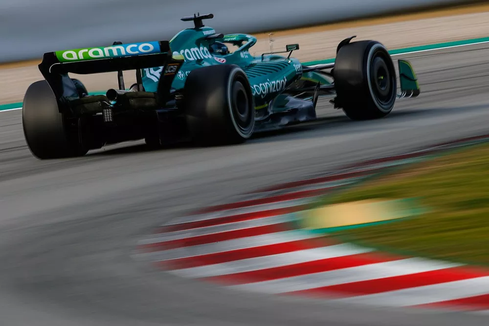 Lance Stroll, Aston Martin AMR22
