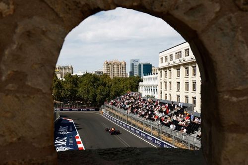 F1 tijden: Volledig tijdschema van de Formule 1 Grand Prix van Azerbeidzjan 2025 in Baku