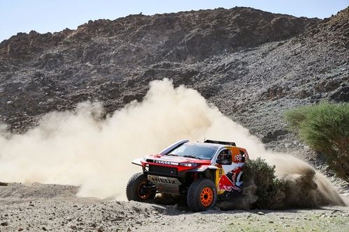 Dakar: Quintero vence 2&ordf; especial dominada pela Toyota e Moraes &eacute; 20&ordm;; Al-Attiyah assume a ponta e Brasil vence nos UTVs