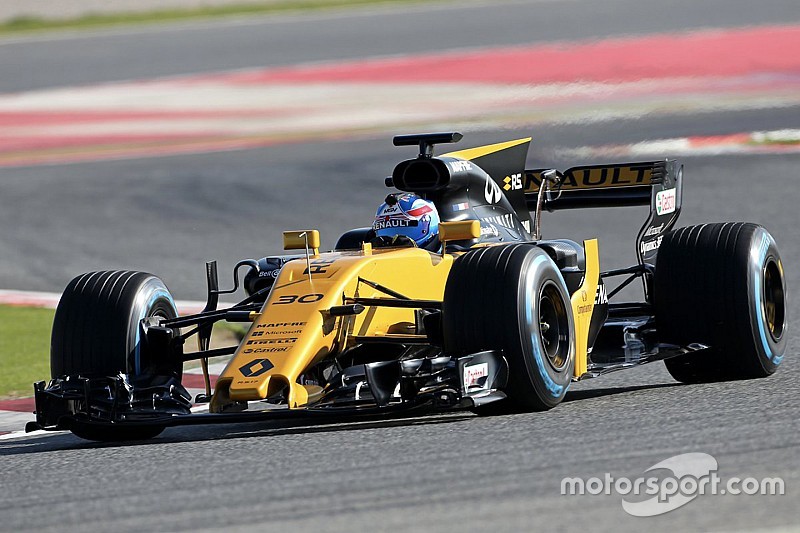 Нові боліди Ф1 Renault та Haas дебютували на трасі в Барселоні