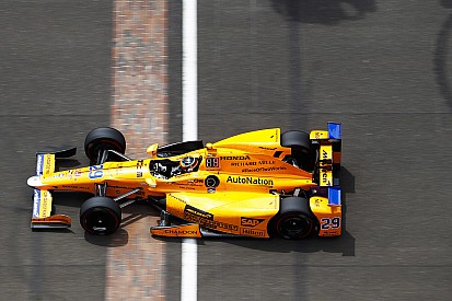 Alonso, IndyCar testi yapmaya hazırlanıyor