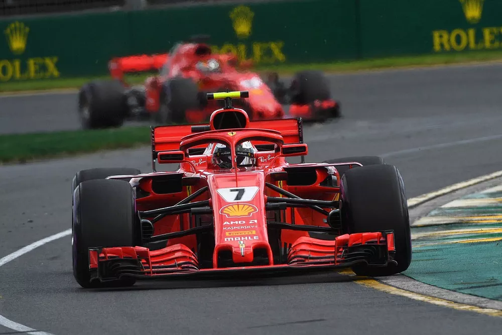 Kimi Raikkonen, Ferrari SF71H, Sebastian Vettel, Ferrari SF71H