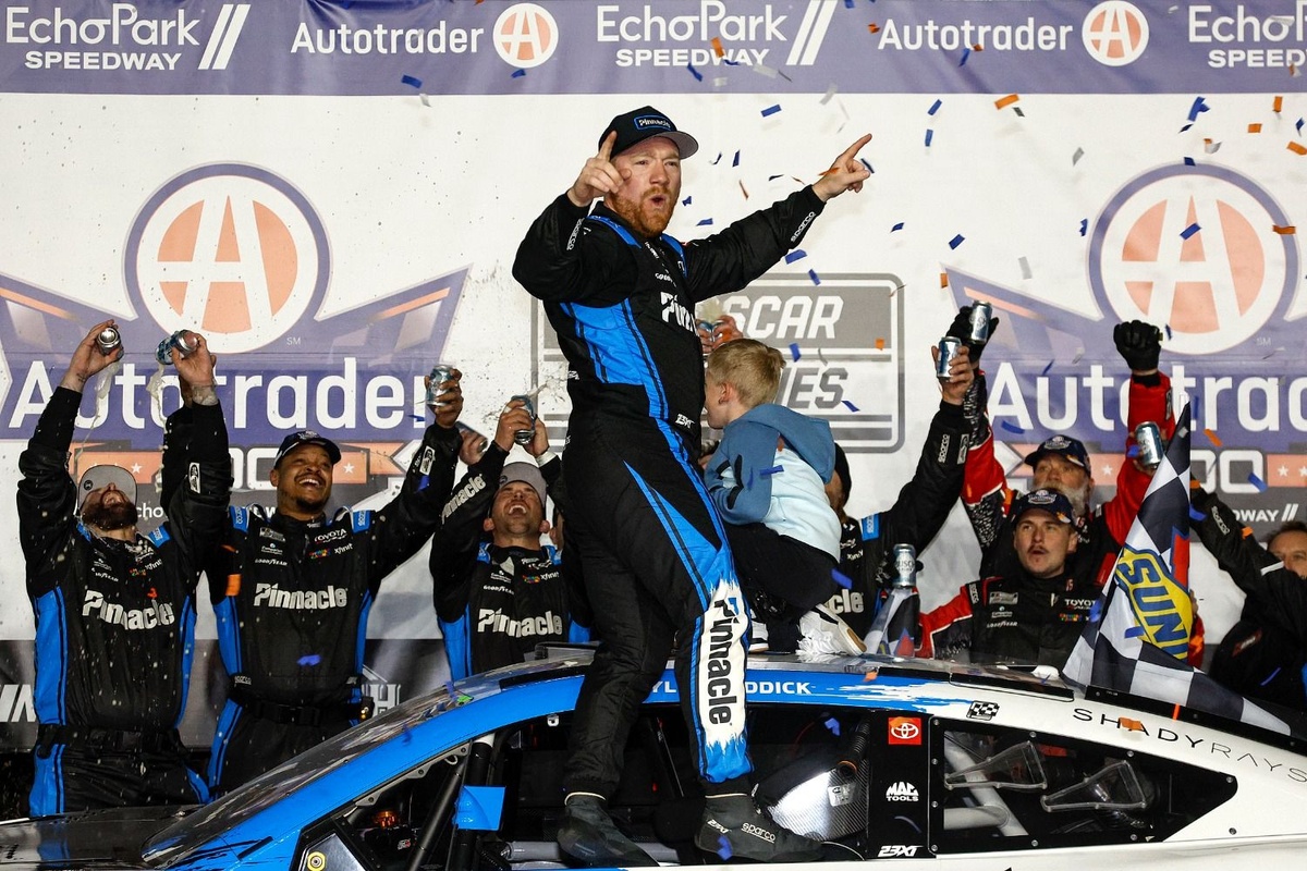 23XI Racing riding high after Tyler Reddick sweeps first two NASCAR races