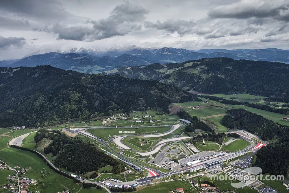 Luchtfoto Red Bull Ring met oude gedeelte
