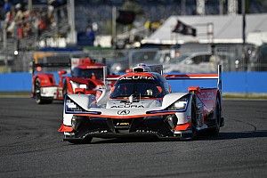 Los compañeros de Alonso en Cadillac sospechan que Acura escondió sus cartas