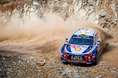 ES2 à 4 - Mikkelsen en tête devant deux Citroën