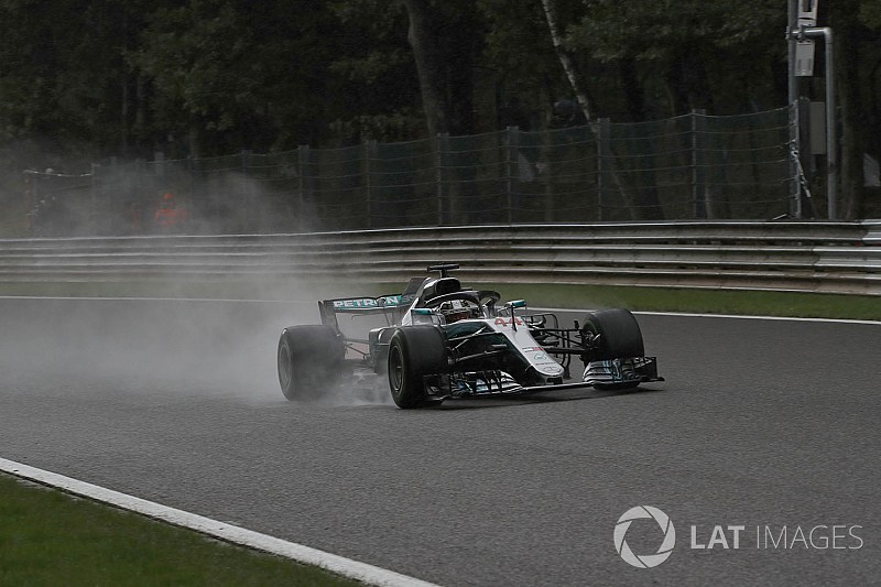Hamilton: Yağmurda durdurulamaz değilim