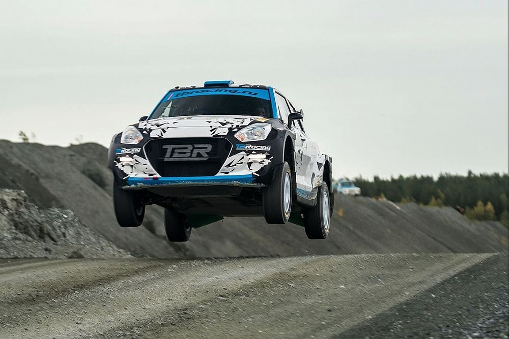 Dmitriy Myachin, Alexey Lukyanuk, Suzuki Swift R4