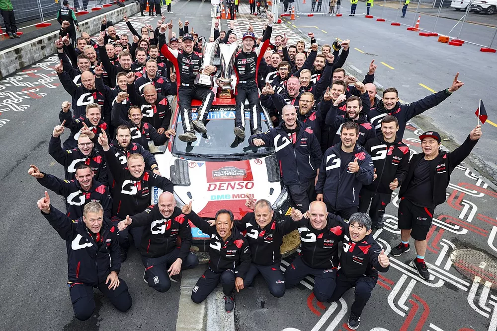 Champion Kalle Rovanpera, Jonne Halttunen, Toyota Gazoo Racing WRT Toyota GR Yaris Rally1 with the team