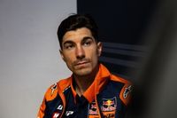 Maverick Vi&ntilde;ales, operado con &eacute;xito de su fractura en el hombro