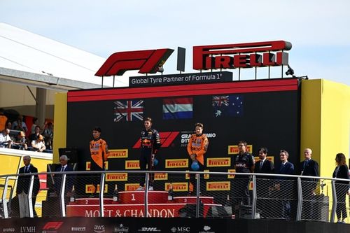 F1 - "O penta vem!", "Seria legal, mas n&atilde;o vai rolar": F&atilde;s opinam sobre duelo Verstappen x McLaren pelo t&iacute;tulo de 2025