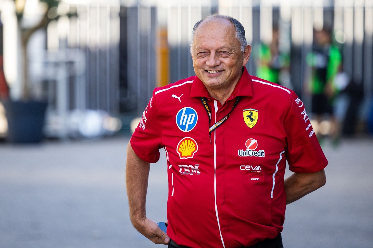 F1 | Vasseur: "Possiamo far bene, serve vincere. La penalità a Lewis? Un po' dura"