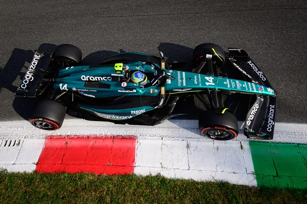 Fernando Alonso, Aston Martin AMR23