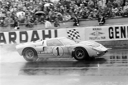 Ken Miles, el gran desconocido que hizo ganador al Ford GT40 