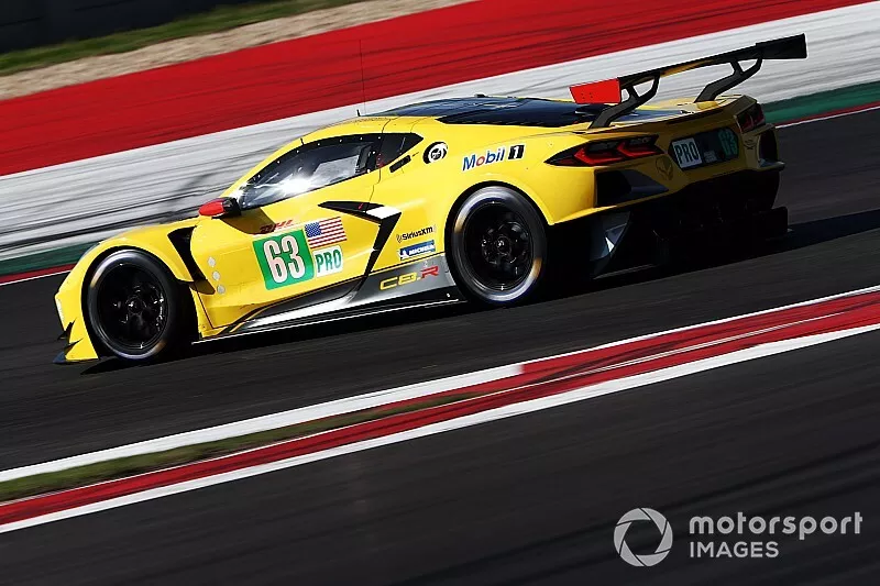 #63 Corvette Racing, Chevrolet Corvette C8.R - Jan Magnussen, Mike Rockenfeller 