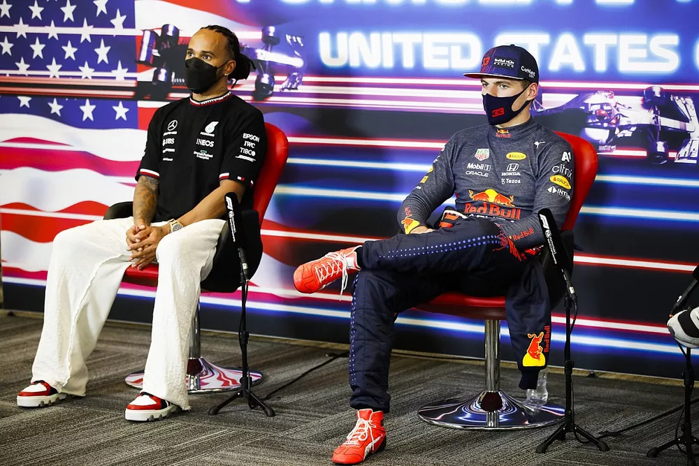 Lewis Hamilton, Mercedes, 2nd position, and Max Verstappen, Red Bull Racing, 1st position, in the Press Conference