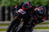 M&aacute;rquez, Mart&iacute;n y Alonso comparten pista en Valencia rodando con motos de calle