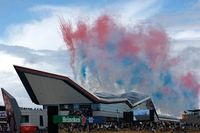 YouTubers detenidos por presunto da&ntilde;o a un coche de F1 en Silverstone