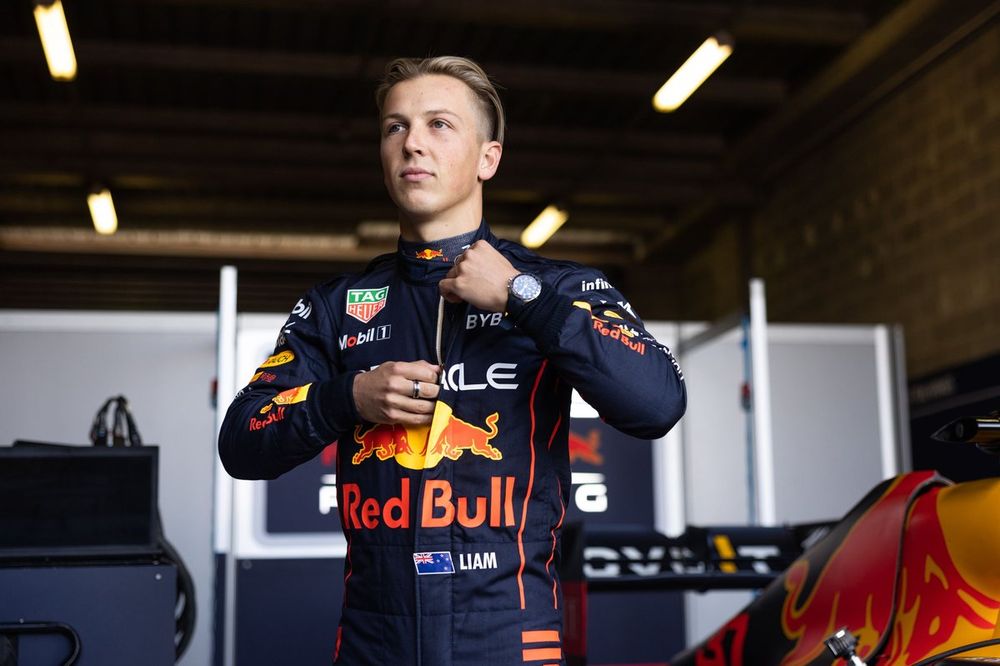 Liam Lawson, Red Bull RB7