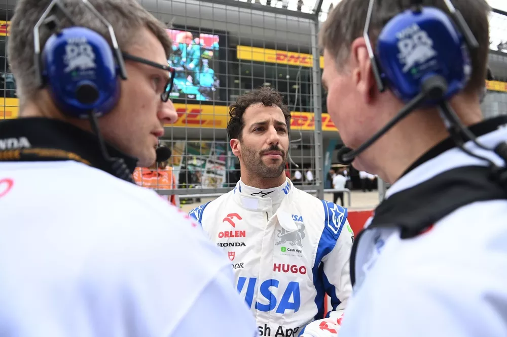 Daniel Ricciardo, Visa Cash App RB F1 Team, on the grid 