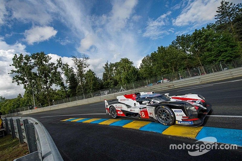 #8 Toyota Gazoo Racing Toyota TS050: S&Atilde;&copy;bastien Buemi, Kazuki Nakajima, Fernando Alonso