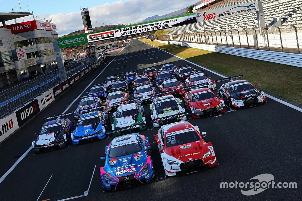 DTM and Super GT group photo