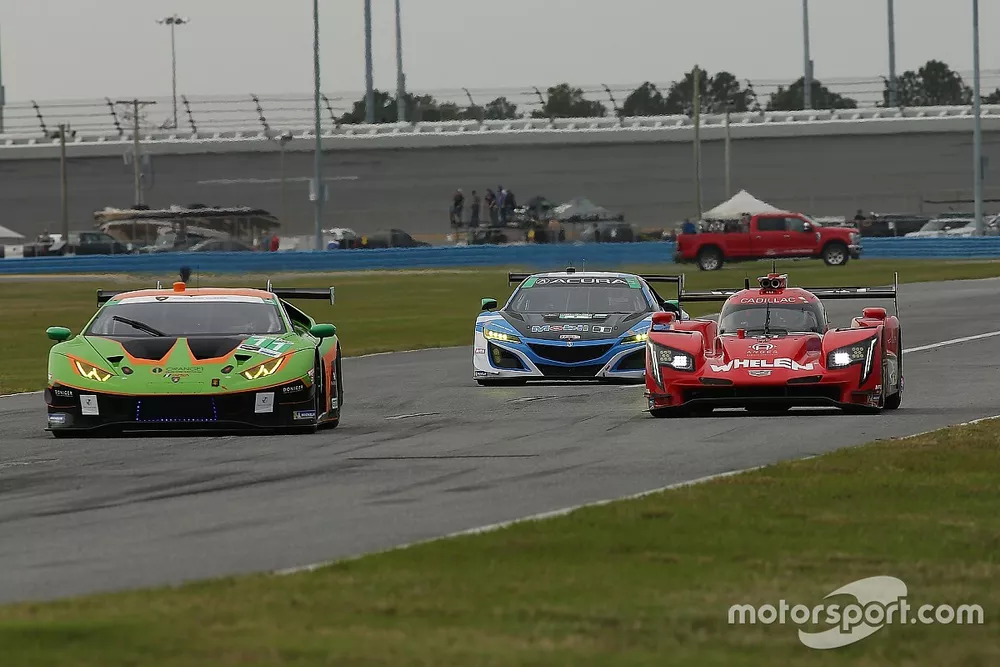 #31 Whelen Engineering Racing Cadillac DPi: Pipo Derani, Filipe Albuquerque, Mike Conway